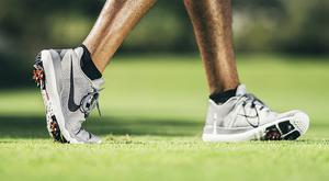 Hướng dẫn cách chọn giày golf đúng chuẩn golfer