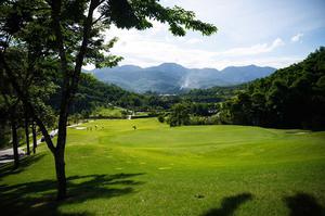 Sân Golf Hilltop Valley Kỳ Sơn - Một thách thức đầy thú vị dành cho các golfer