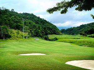 Sân Golf Hilltop Valley Kỳ Sơn - Một thách thức đầy thú vị dành cho các golfer